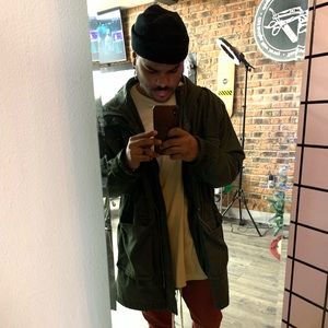 Meet your Posher, Jesus